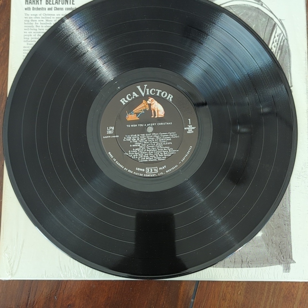 Harry Belafonte To Wish You A Merry Christmas LP - Picture 5 of 6
